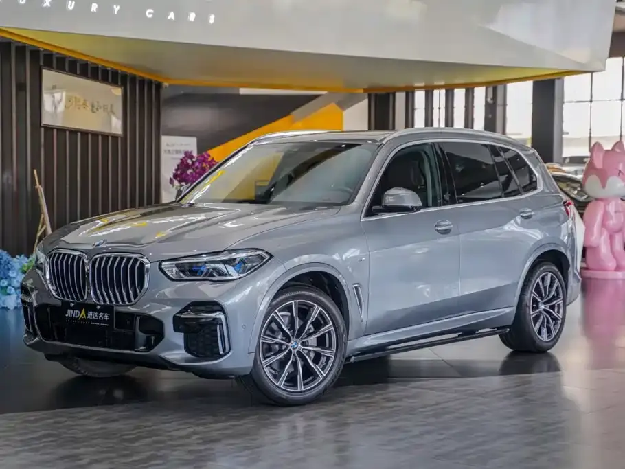 BMW X5 xDrive 30Li Premium M Sport Package 2022