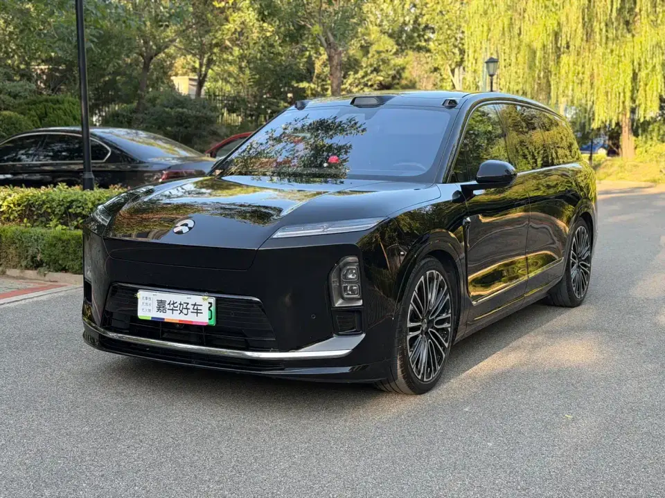 NIO ES8 Base Model 2026