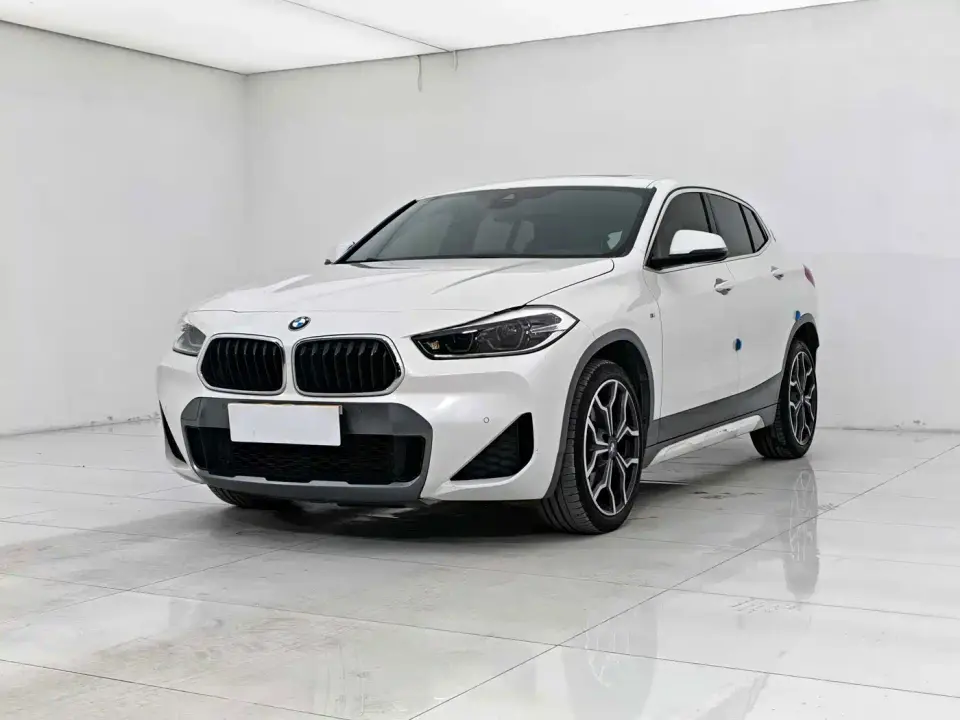 BMW X2 sDrive25i Exclusive M Off-Road Package 2020