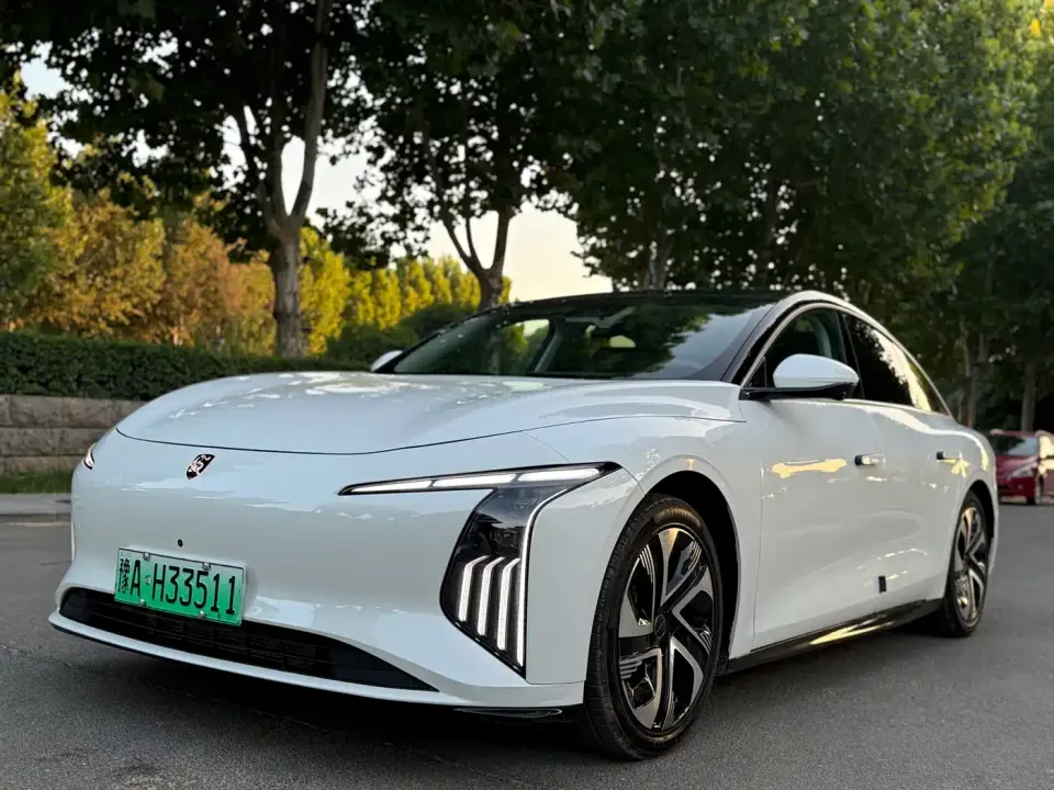Dongfeng Fengxing Stellar S7 Model 235 Extended Range Premium Edition 2026