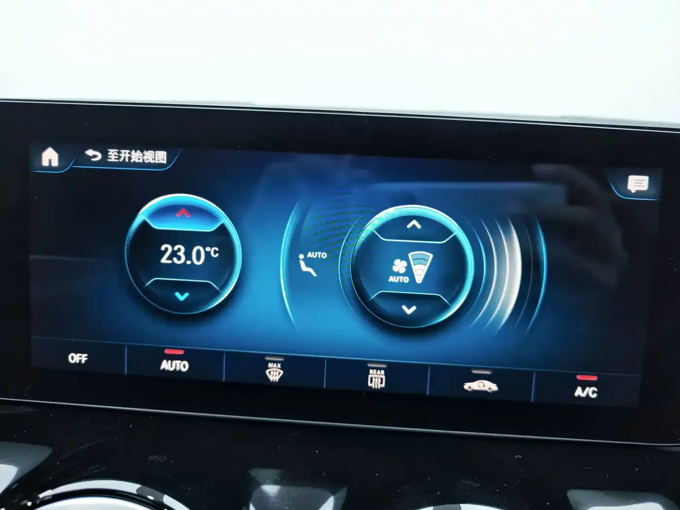 Mercedes-Benz GLA-Class Model GLA 180 2021 — фото 19