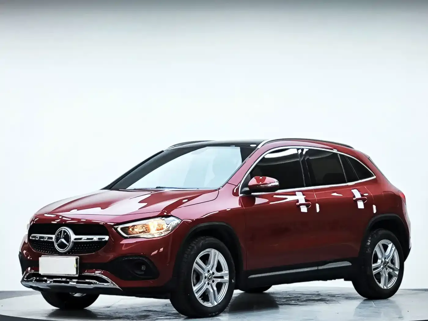 Mercedes-Benz GLA-Class Model GLA 180 2021 — фото 2