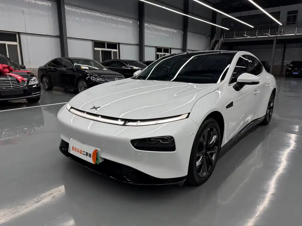 XPeng P7 Model 670E 2021