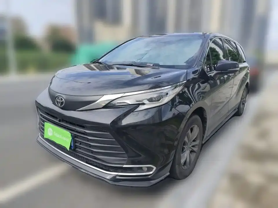 Toyota Sienna Model 2.5L Hybrid 2WD Comfort Edition 2026