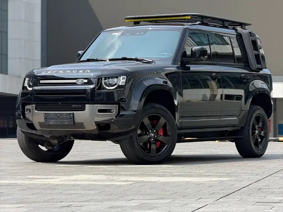 Land Rover Defender Model 110 3.0T P400 X-DYNAMIC HSE 2023