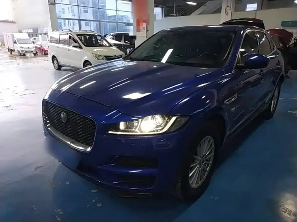 Jaguar F-PACE 2.0T 2WD Urban Premium Edition 2019