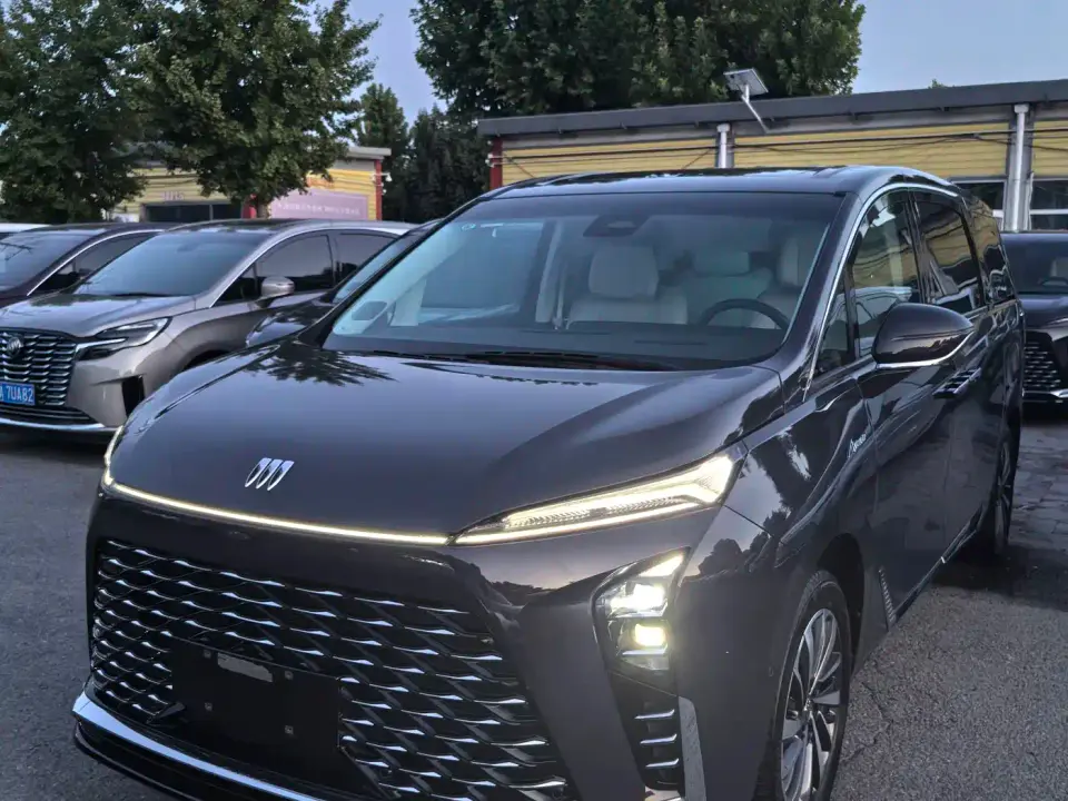 Buick GL8 New Energy Land Honor NCM 2025