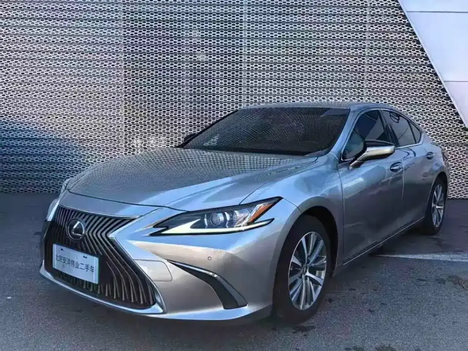 Lexus ES 200 Excellence 2020