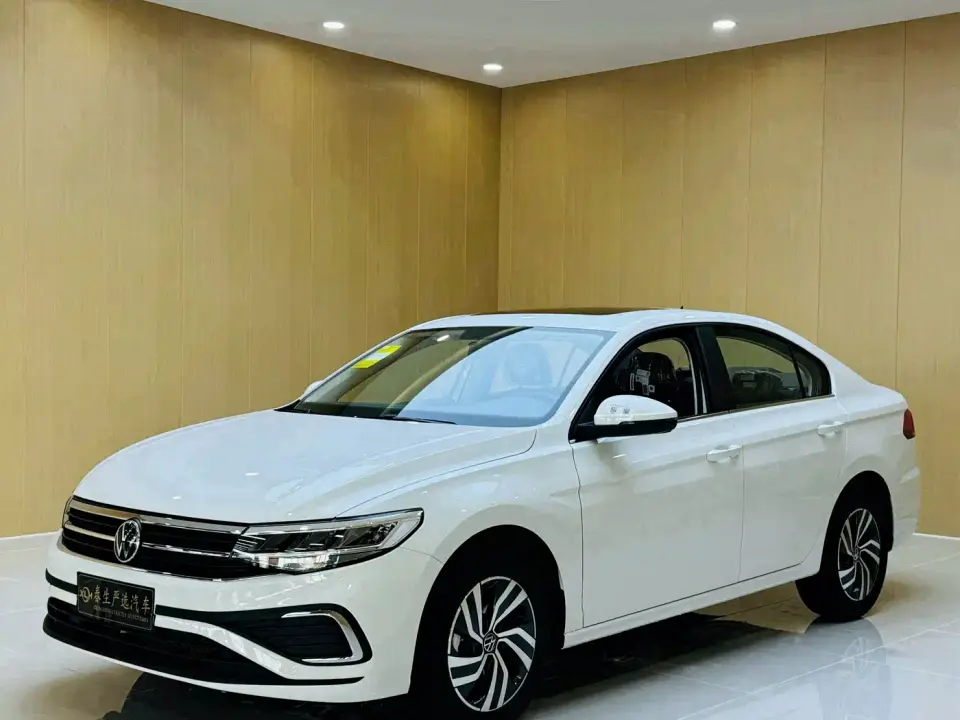 Volkswagen Bora 200TSI DSG Navigation Edition 2026