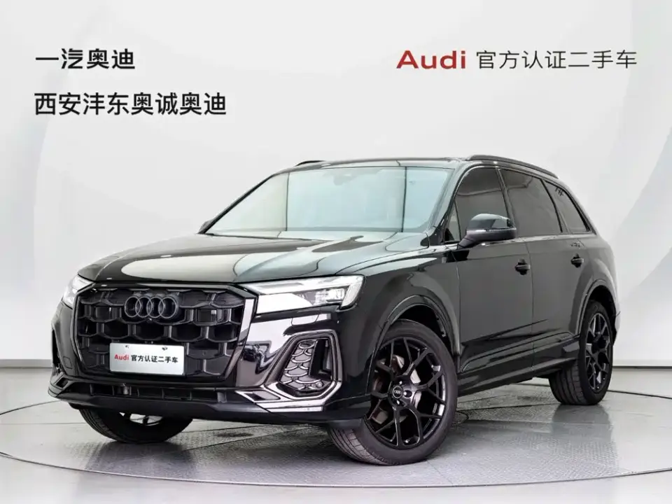 Audi Q7 45 TFSI quattro S line Black Warrior 2025