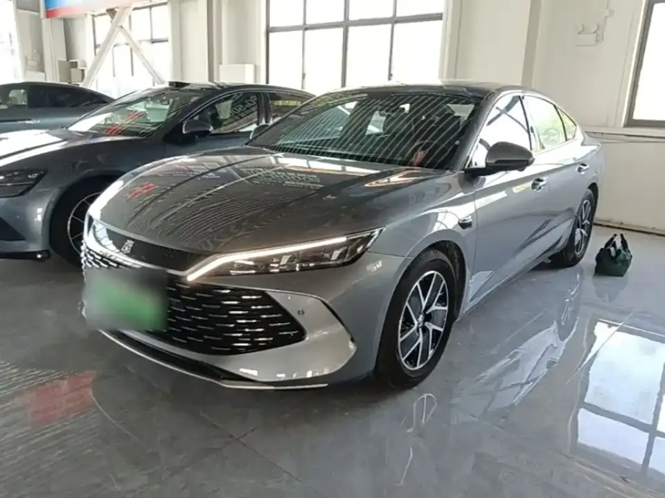 BYD Qin L DM-i Smart Drive 80KM Premium 2025