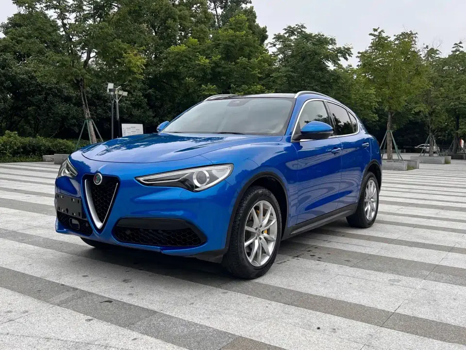Alfa Romeo Stelvio 2.0T 280HP Luxury Sport Edition 2020
