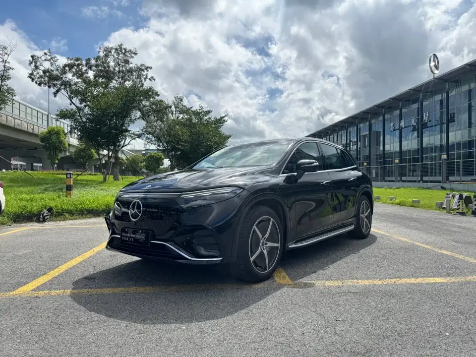 Mercedes-Benz EQS SUV Model 500 4MATIC 2026