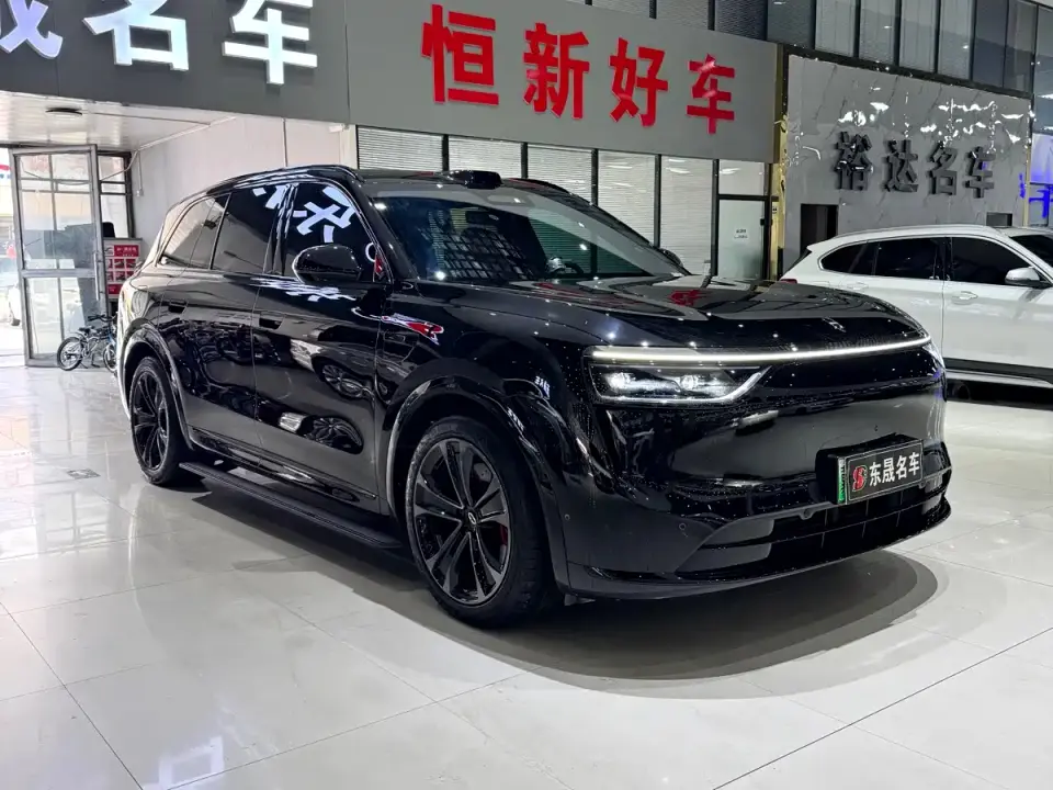 AITO Wenjie AITO M8 Range Extender Max+ Edition 53.4kWh 5-seater 2025