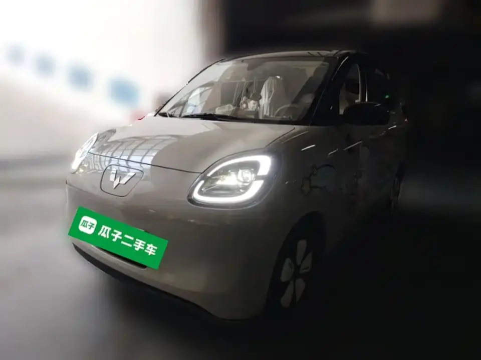 Wuling Motors Hongguang MINIEV 4-Door Premium+ Edition 2025