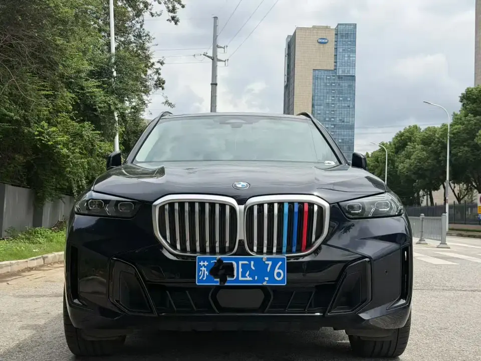 BMW X5 Model xDrive 30Li Exclusive M Sport Blackout Package 2024
