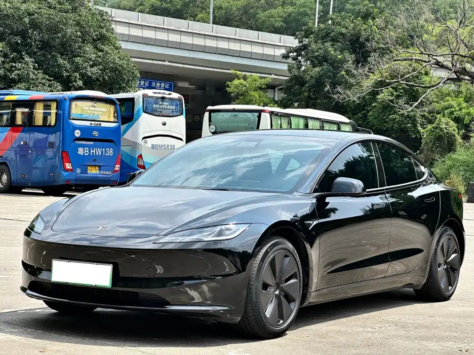 Tesla Model 3 Rear-Wheel Drive 2024