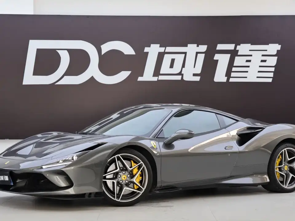 Ferrari F8 Tributo 3.9T V8 2021