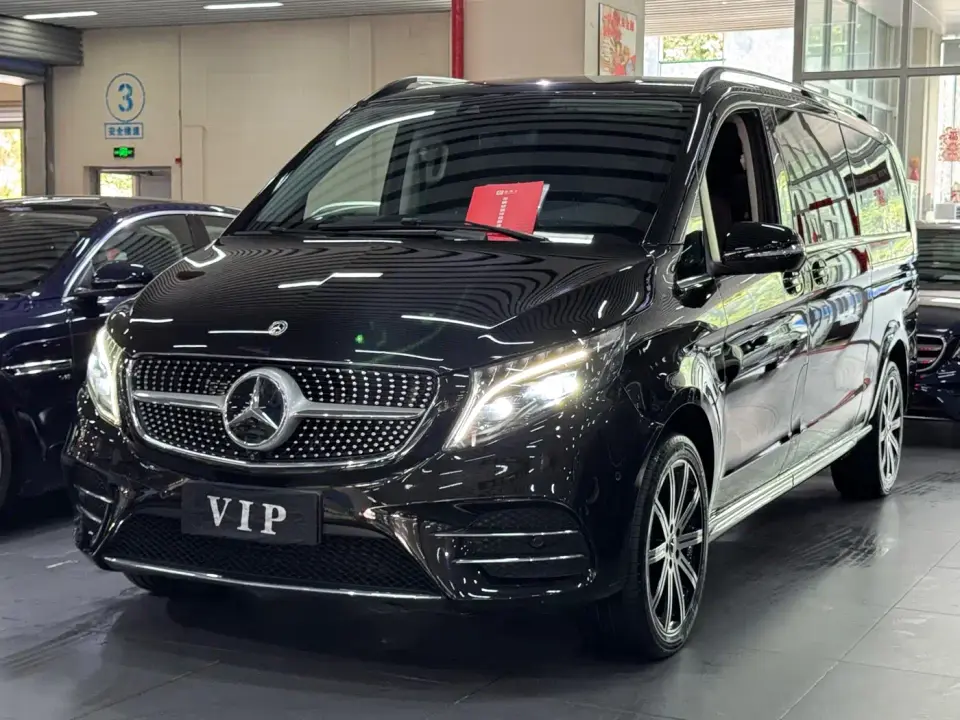 Mercedes-Benz V-Class V 260 L Long Wheelbase Luxury Edition 2023