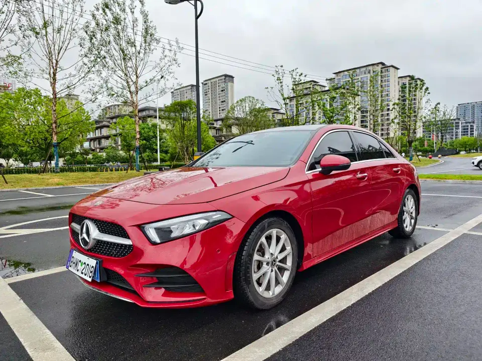 Mercedes-Benz A-Class A 200 L Sport Sedan Fashion Edition 2021
