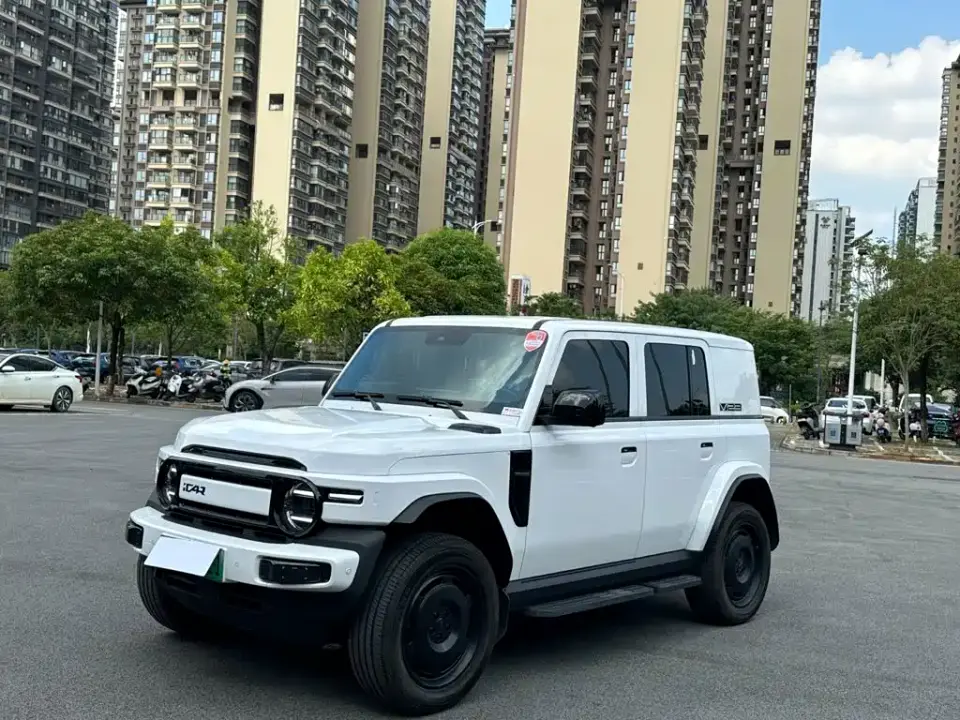 iCar V23 FWD Premium Model 2025