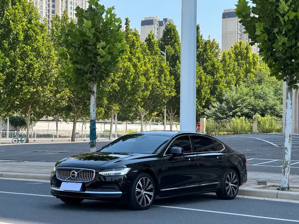 Volvo S90 B5 Intelligent Vision Luxury Edition 2023