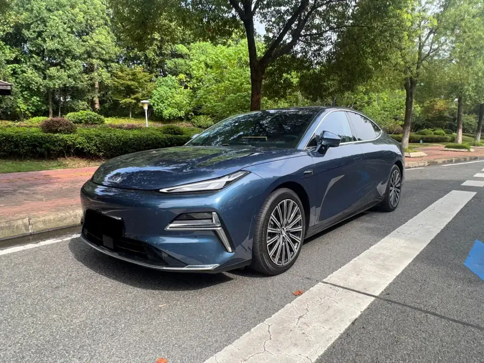 Geely Galaxy Galaxy Xingyao 8 130km EM-i Premium Edition 2025
