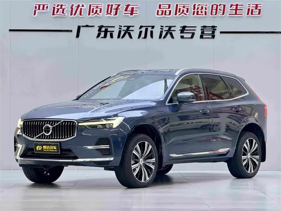 Volvo XC60 Plug-in Hybrid T8 Plug-in Hybrid Long Range AWD Smart Elegance Luxury 2023
