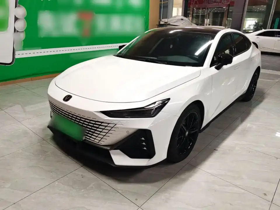 Changan UNI-V 1.5T Premium Model 2022