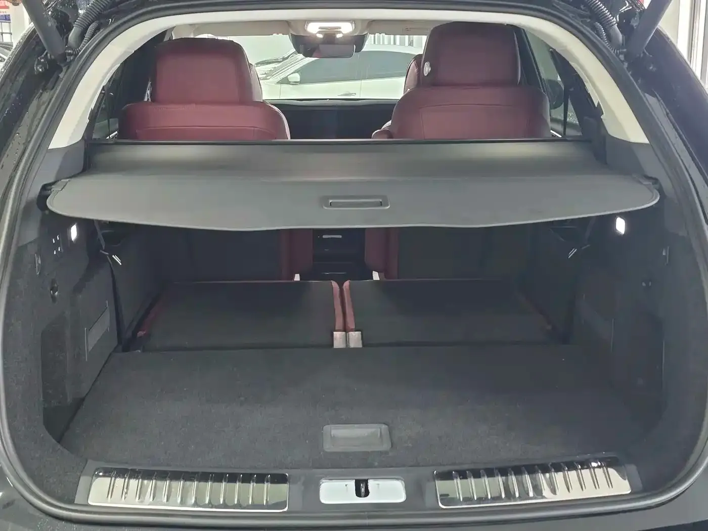 Hongqi E-HS9 690km Qi Xiang Edition (6-seater) 2023 — фото 10
