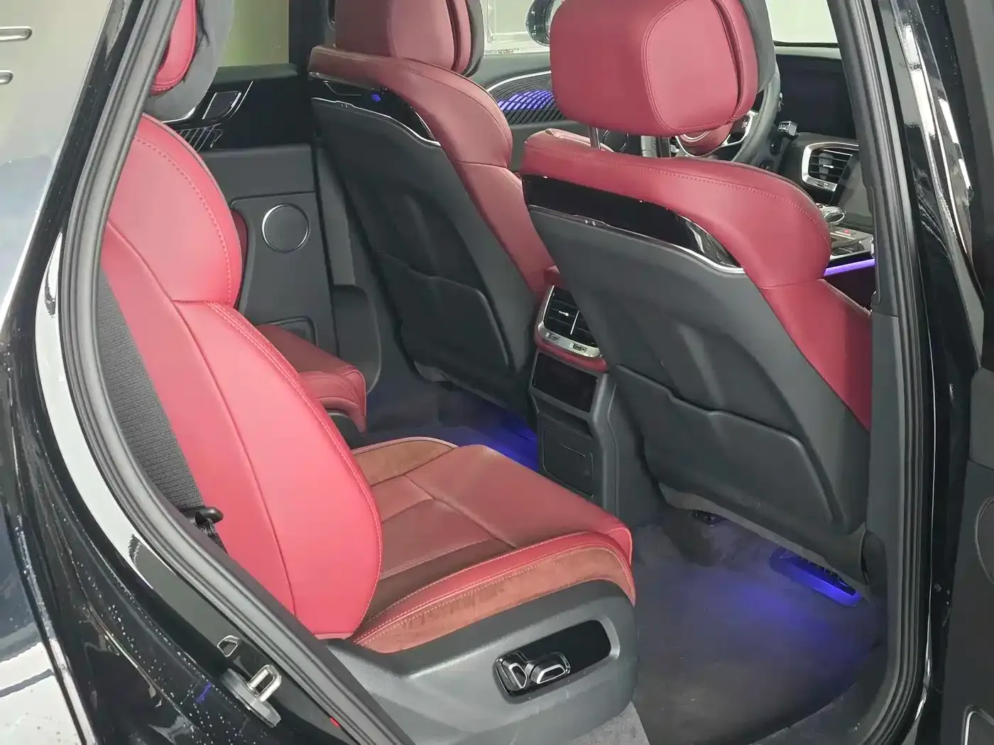Hongqi E-HS9 690km Qi Xiang Edition (6-seater) 2023 — фото 11