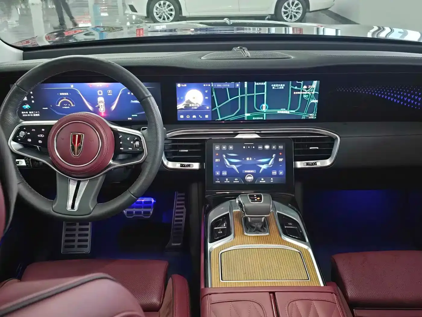 Hongqi E-HS9 690km Qi Xiang Edition (6-seater) 2023 — фото 2