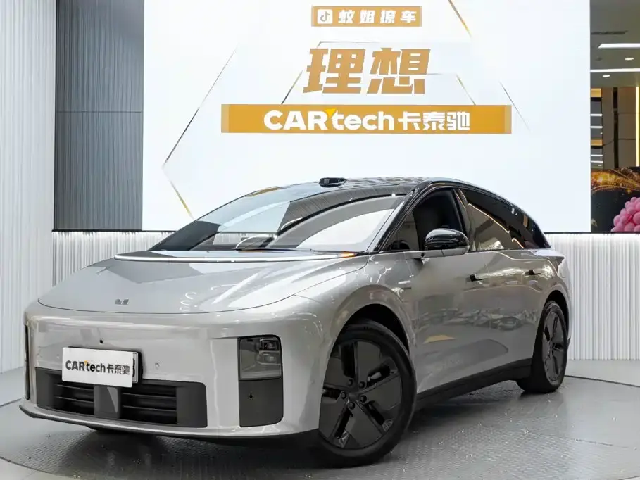 Li Auto i6 2WD Base Model 2026