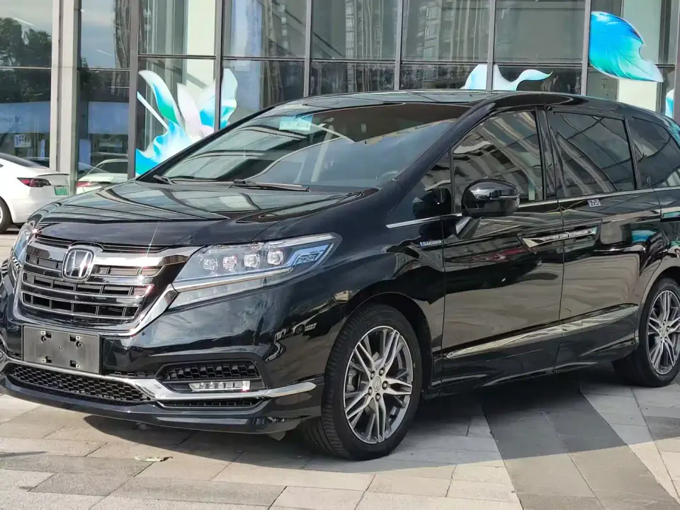 Honda Elysion 2.0L Hybrid Luxury Edition 2021