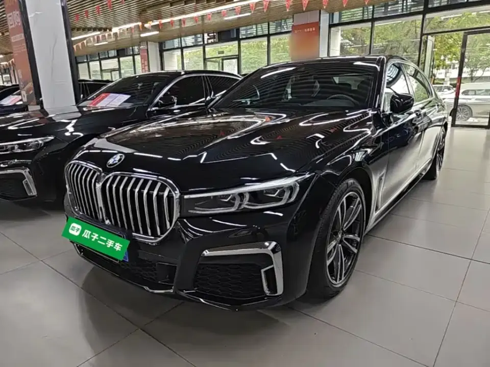 BMW 7 Series Model 730Li M Sport Package 2022