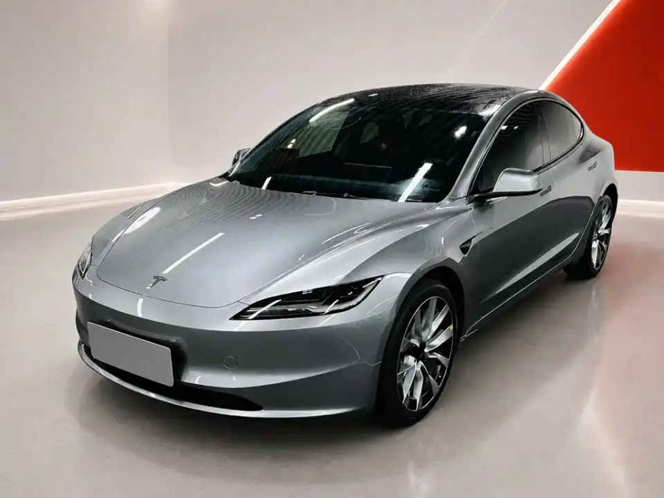 Tesla Model 3 Model Year Facelift Rear-Wheel Drive 2026