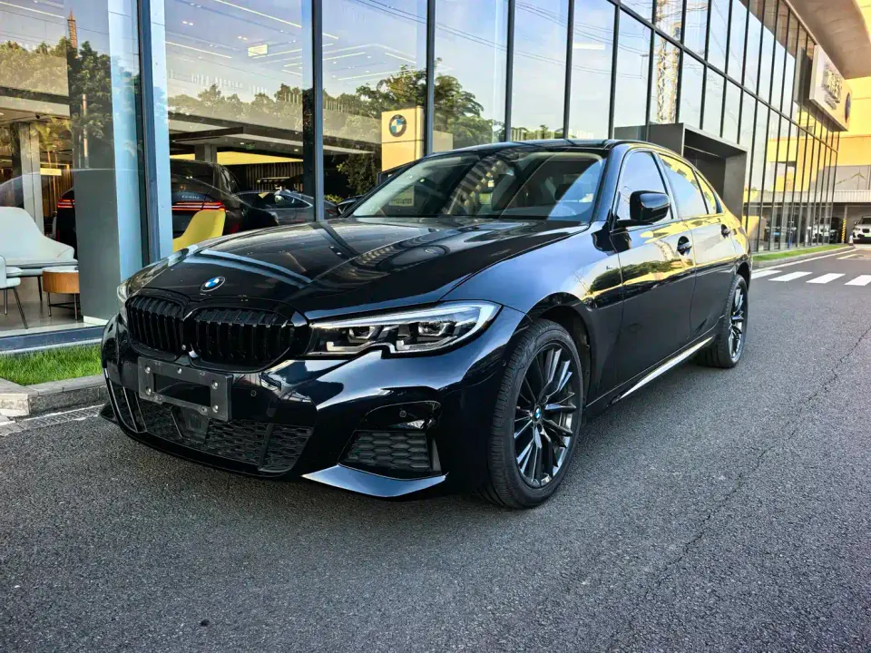 BMW 3 Series 325i M Sport Night Edition 2021
