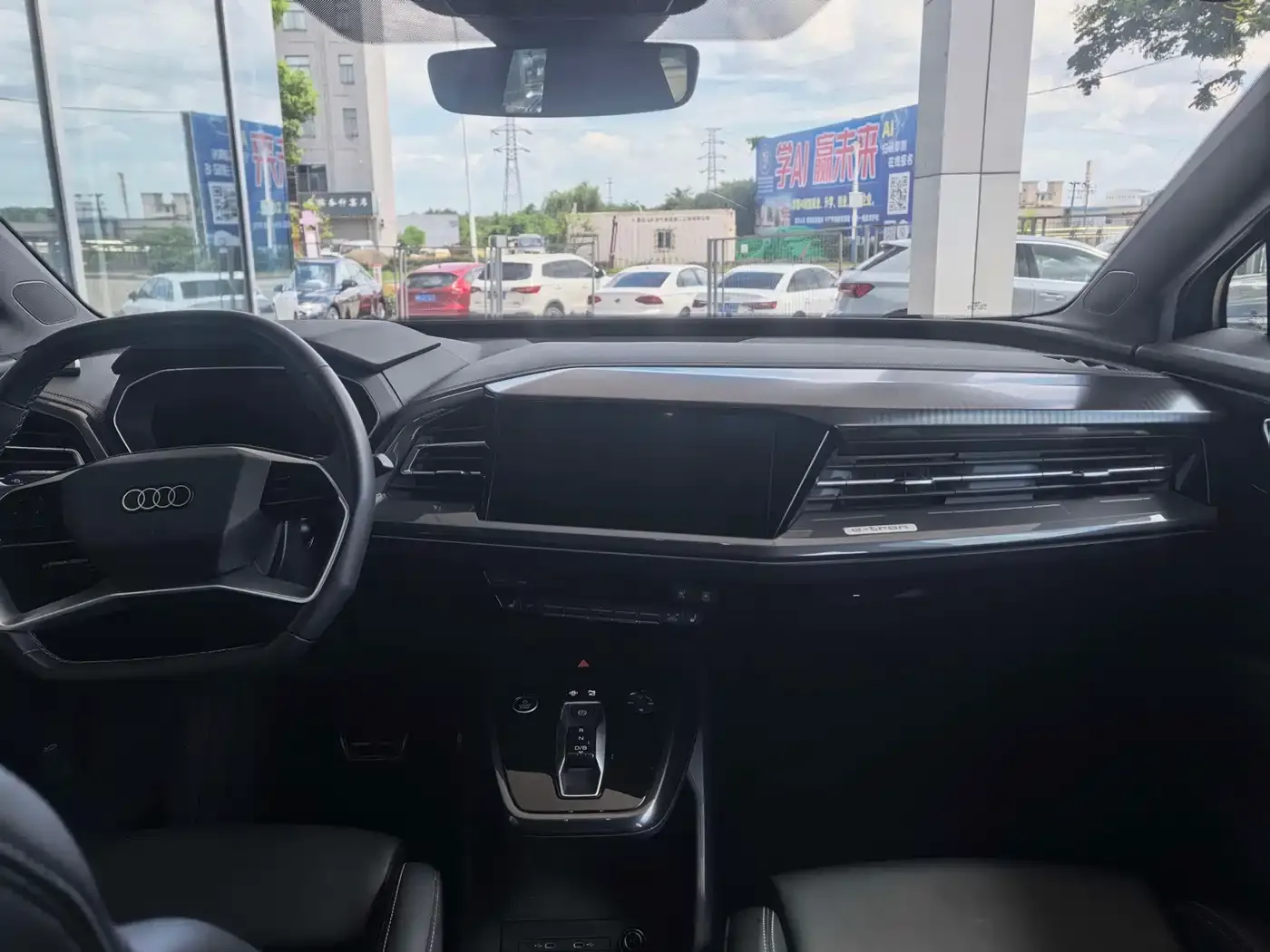 Audi Q4 e-tron 40 e-tron Creation Edition 2025 — фото 4