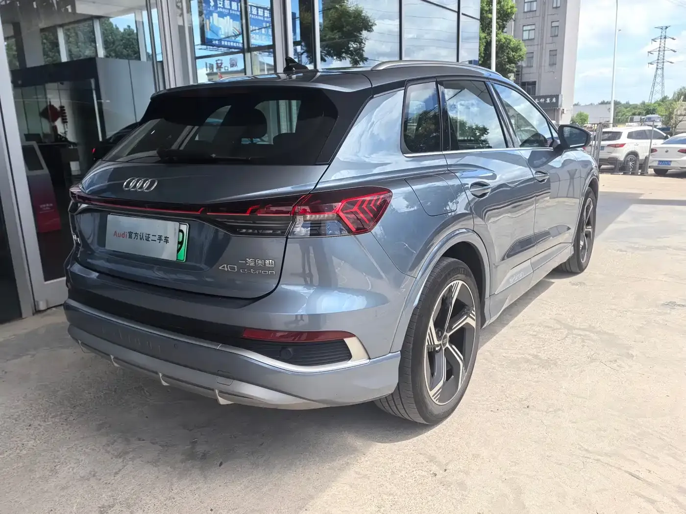 Audi Q4 e-tron 40 e-tron Creation Edition 2025 — фото 6