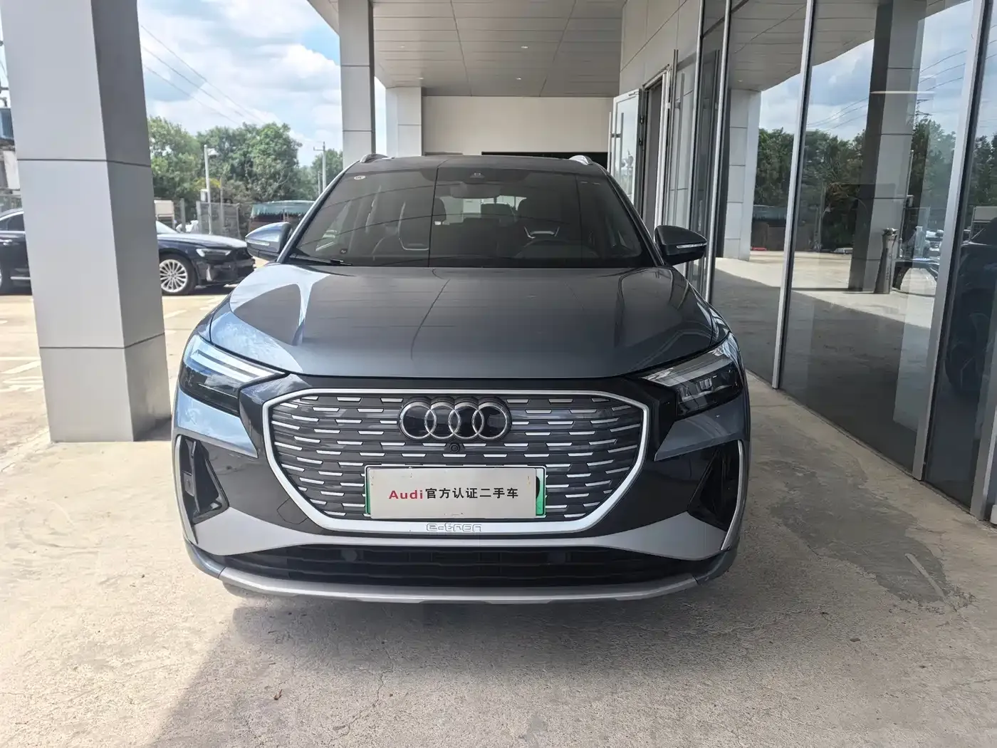 Audi Q4 e-tron 40 e-tron Creation Edition 2025 — фото 2