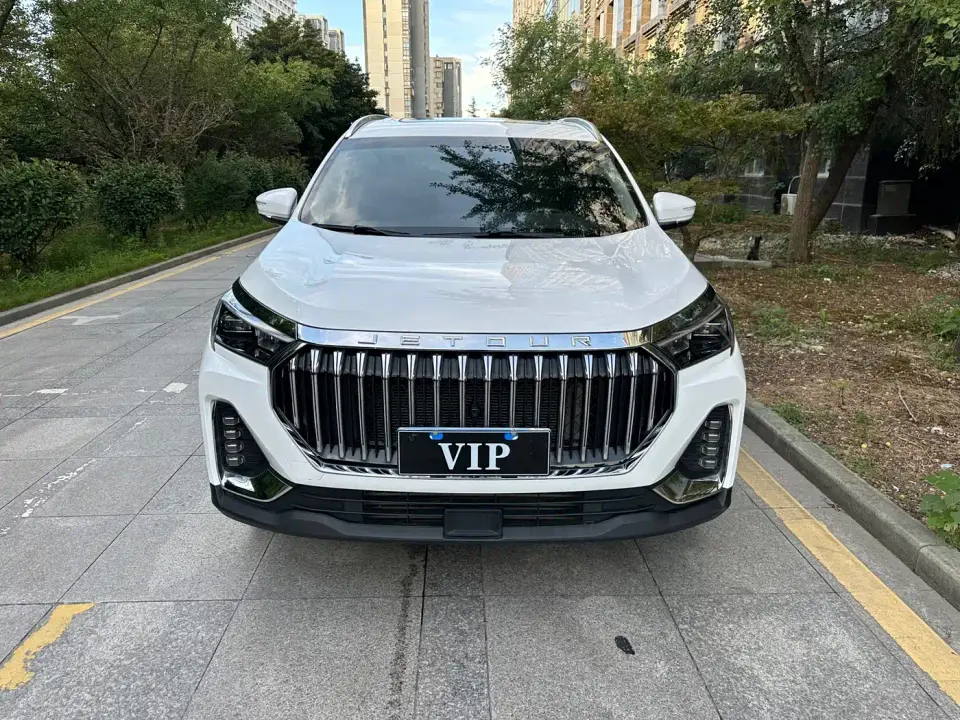 Jetour X90 PLUS 1.6TD DCT Big Family Happy Edition 5-seater 2024