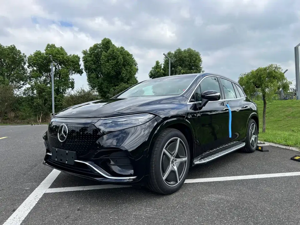 Mercedes-Benz EQS SUV Model 500 4MATIC 2026