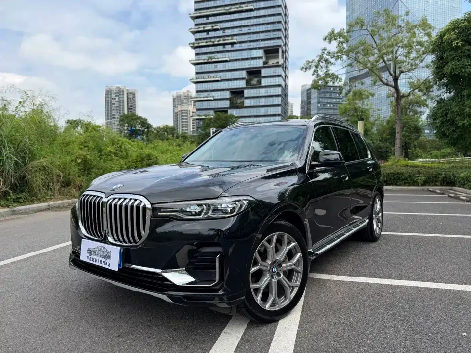 BMW X7 Facelift xDrive40i Leading Luxury Package 2021