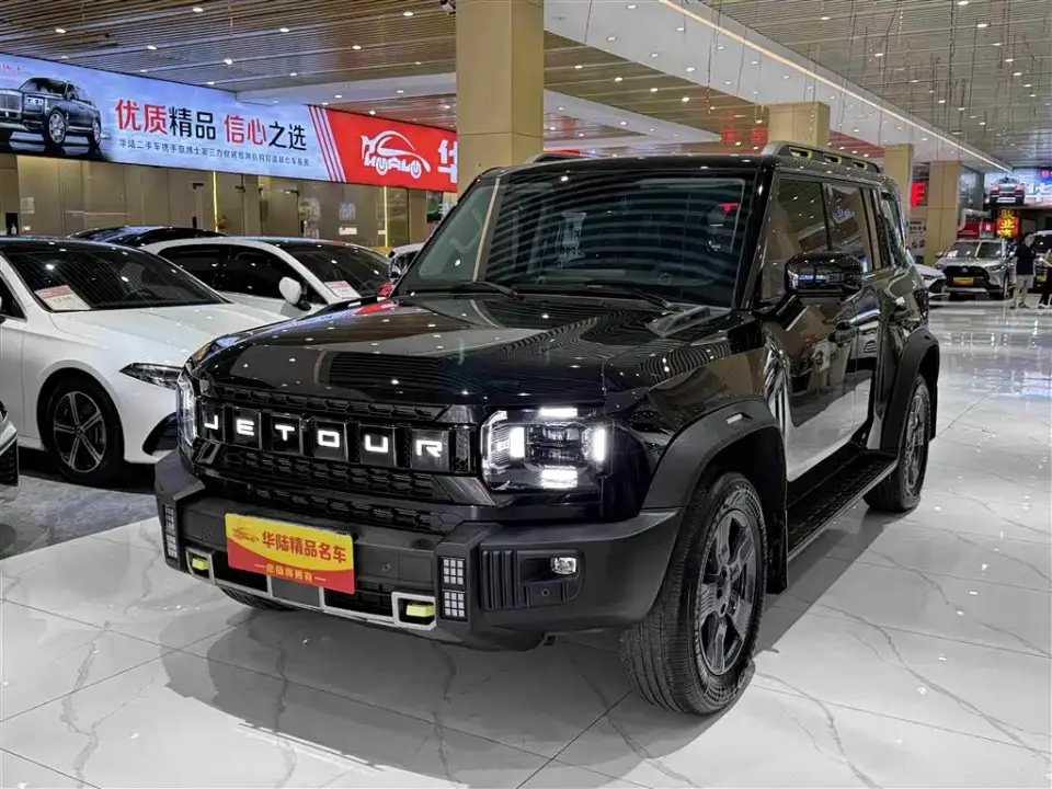 Jetour Traveler Model 1.5T 2WD Discovery PRO 2024