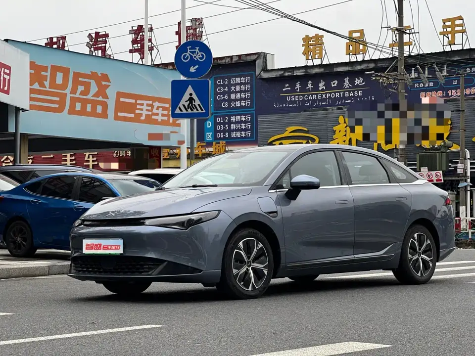 XPeng P5 500 Smart Edition 2024