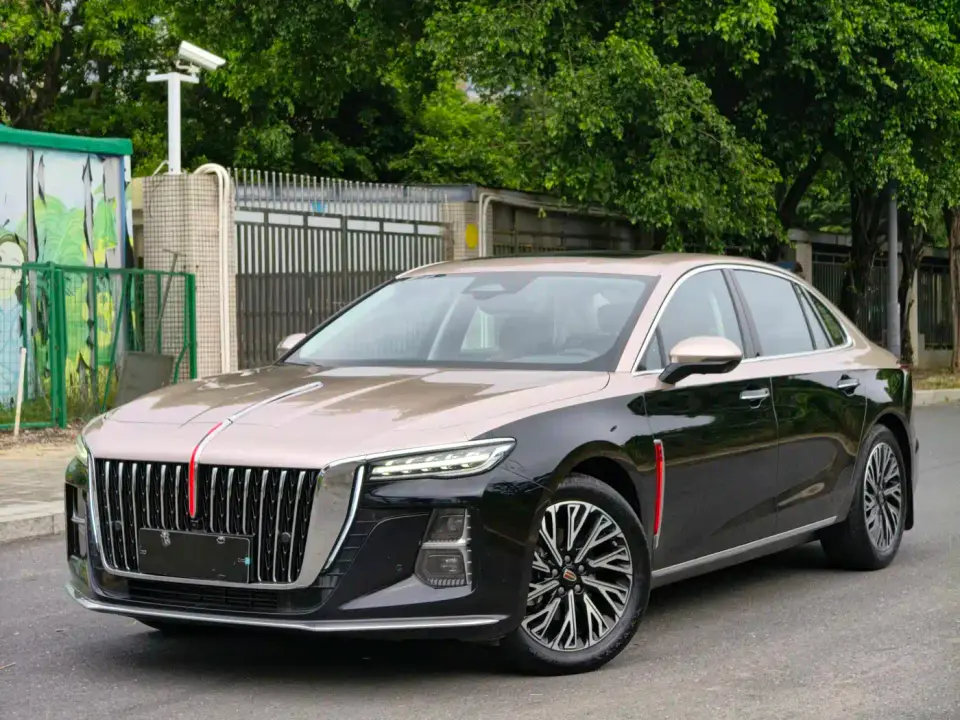 Hongqi H5 2.0T Automatic Smart Connect Flag Smooth Edition 2024