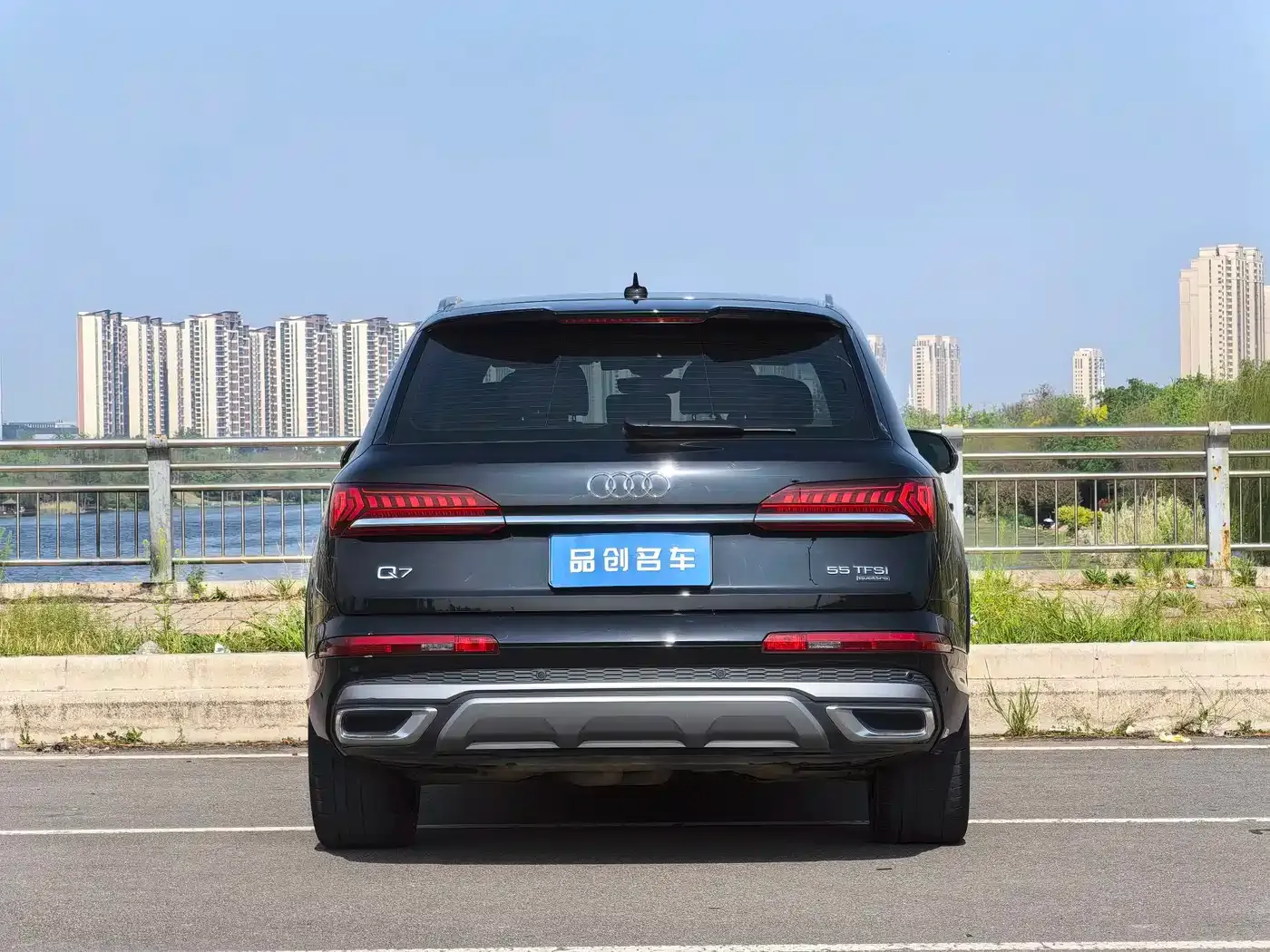 Audi Q7 55 TFSI quattro S line Sport 2023 — фото 8
