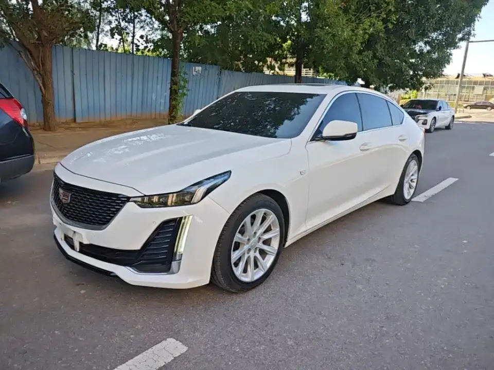 Cadillac CT5 28T Fashion Edition 2022