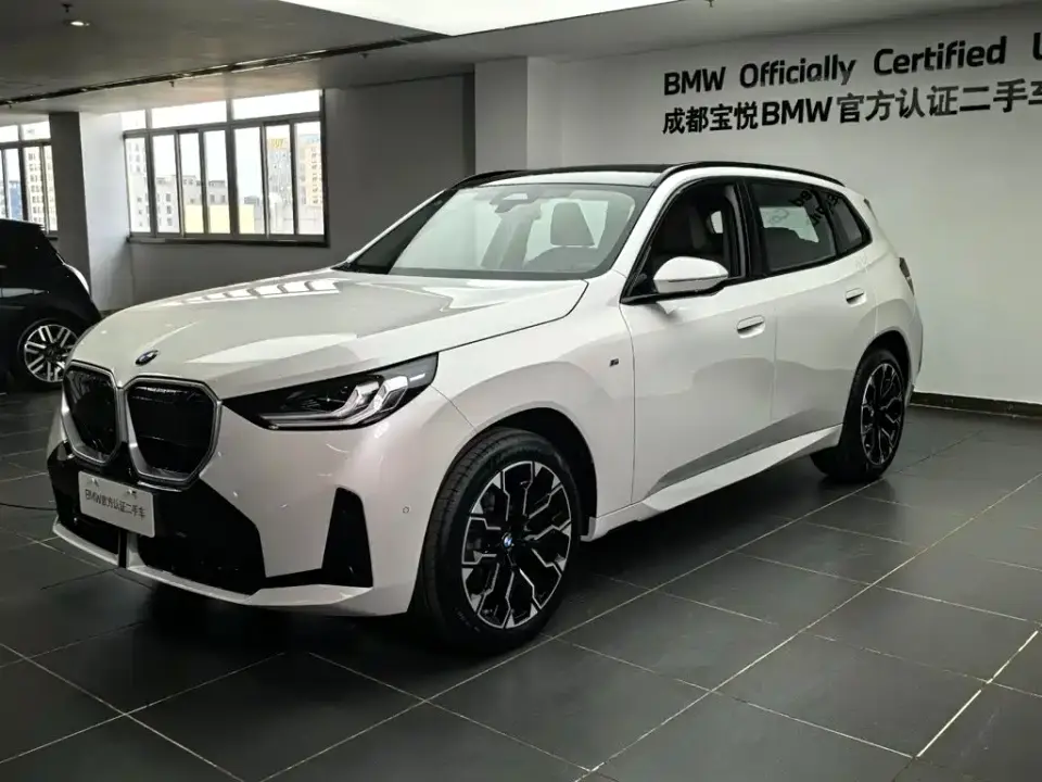 BMW X3 xDrive30L Leading Trim M Sport Shadowline Package 2026