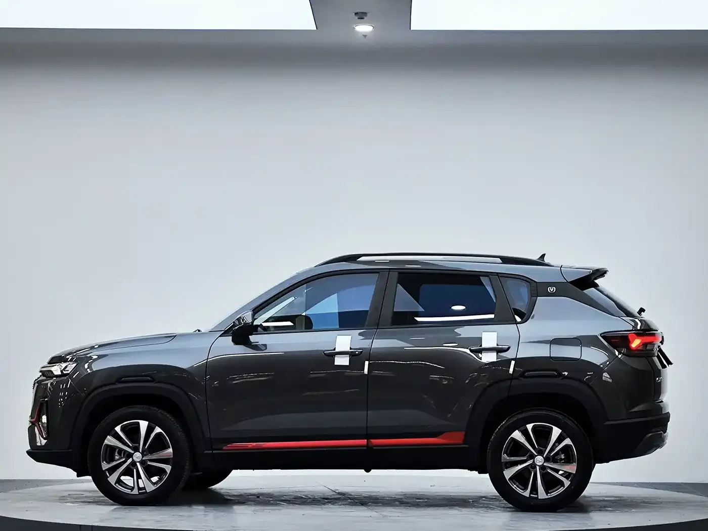 Changan CS35 PLUS Enjoyment Edition 1.4T DCT Luxury 2023 — фото 5
